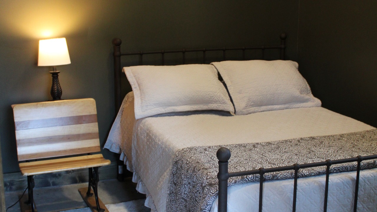 Photo of Bedroom in Marlinton