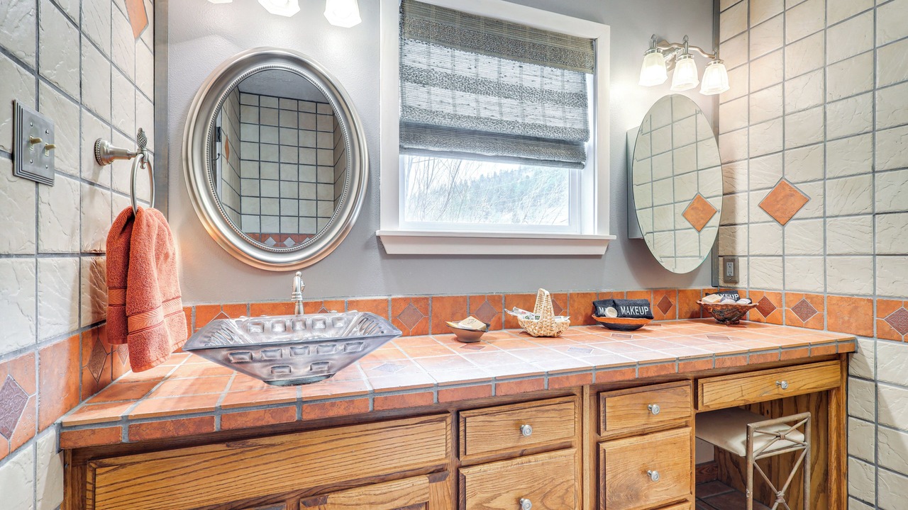 Photo of Bathroom in Questa