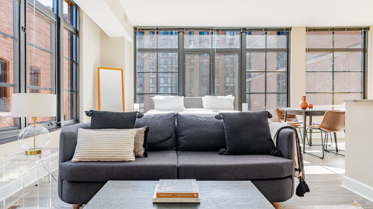 Photo of Livingroom in Shaw