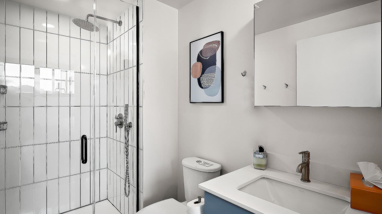 Photo of Bathroom in Warehouse District
