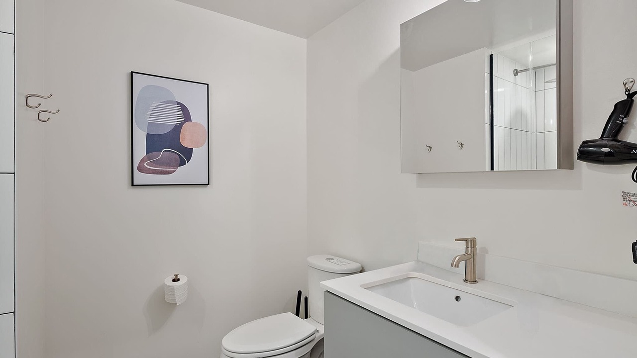 Photo of Bathroom in Warehouse District