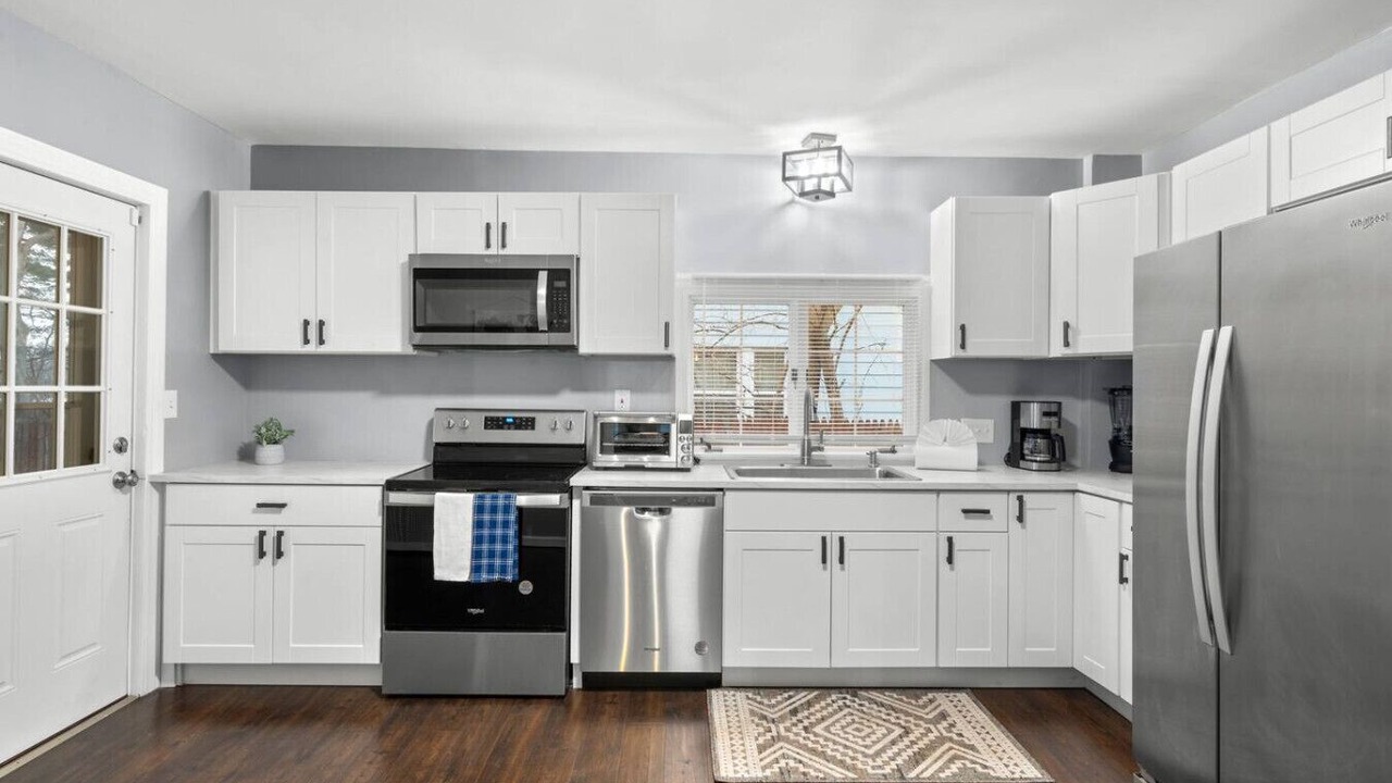 Photo of Kitchen in Pine Point