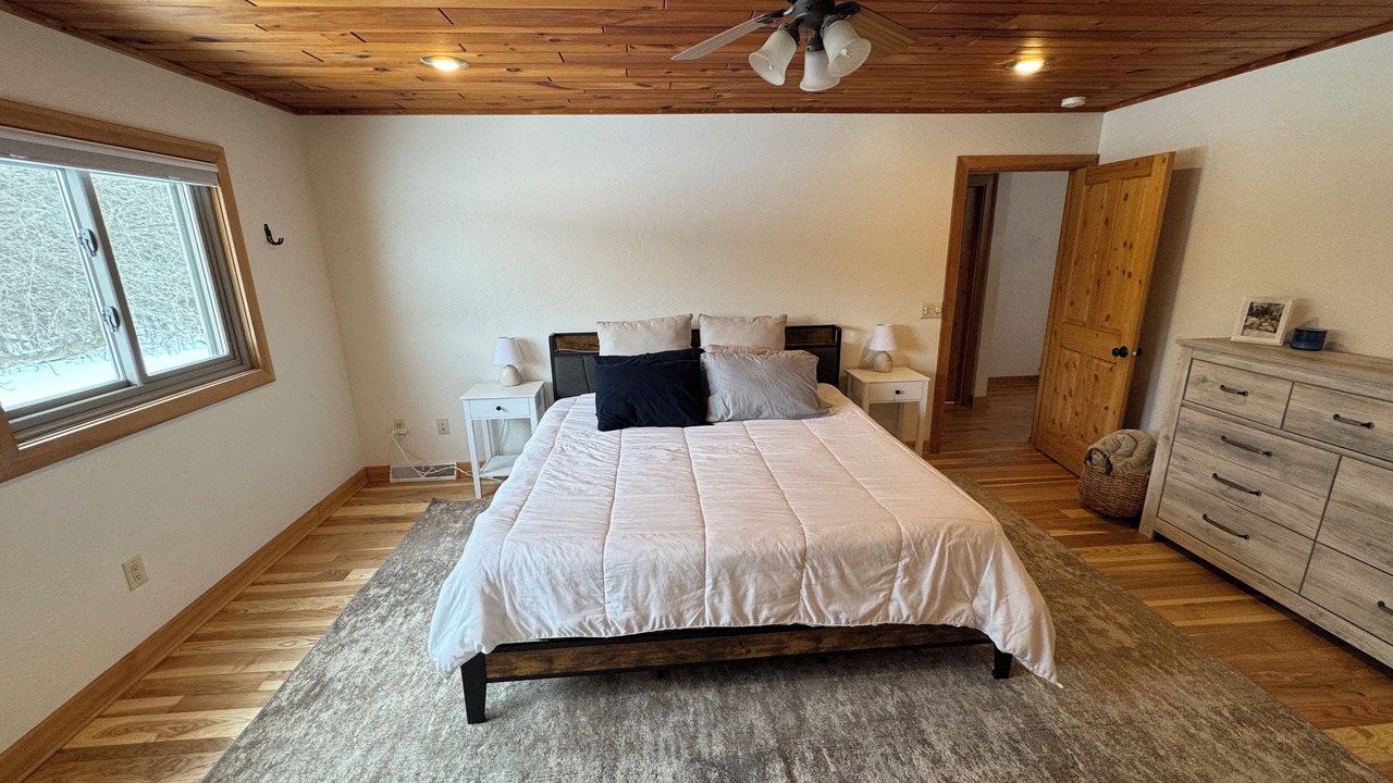 Photo of Bedroom in Shawano