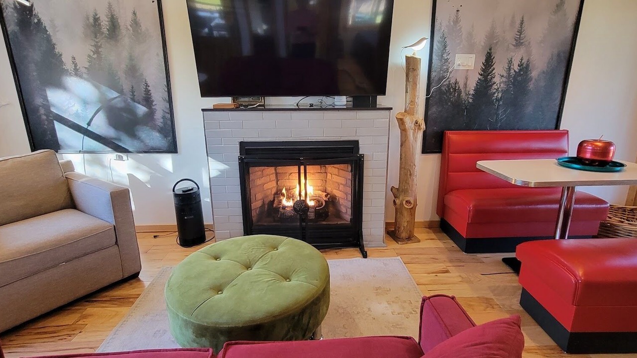 Photo of Livingroom in Town of Conesville