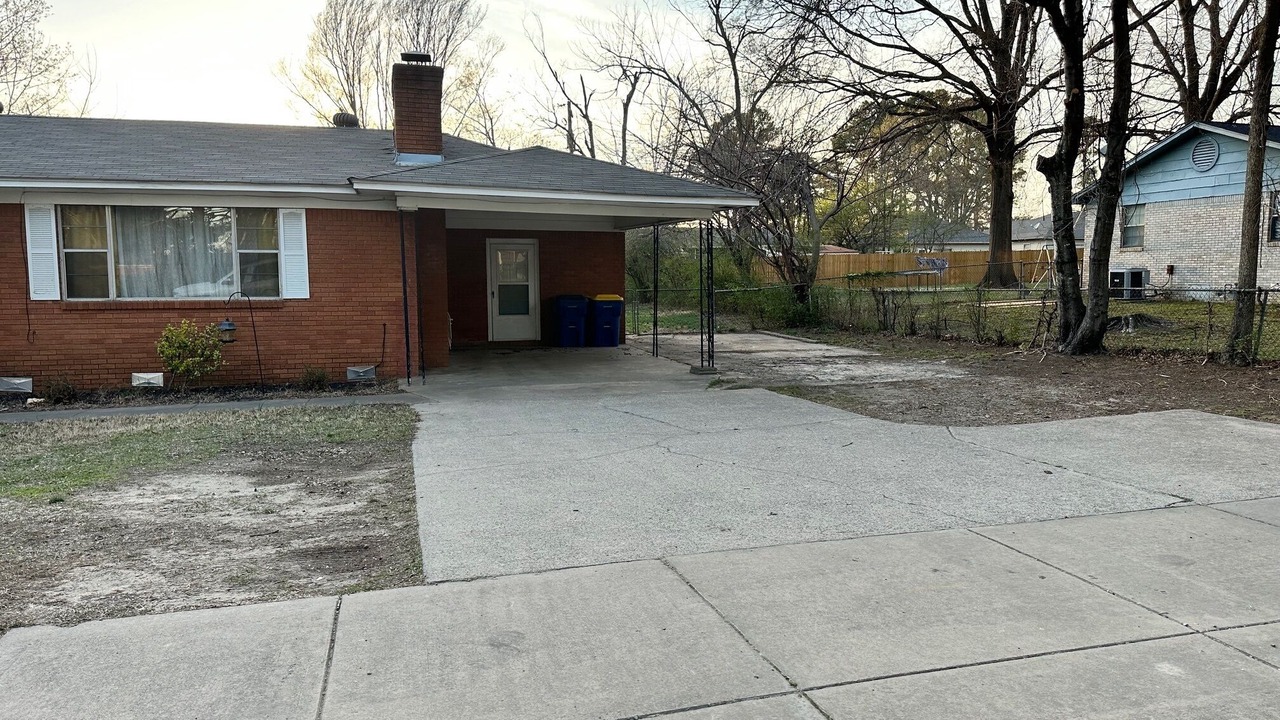Photo of Outdoor in Cabot