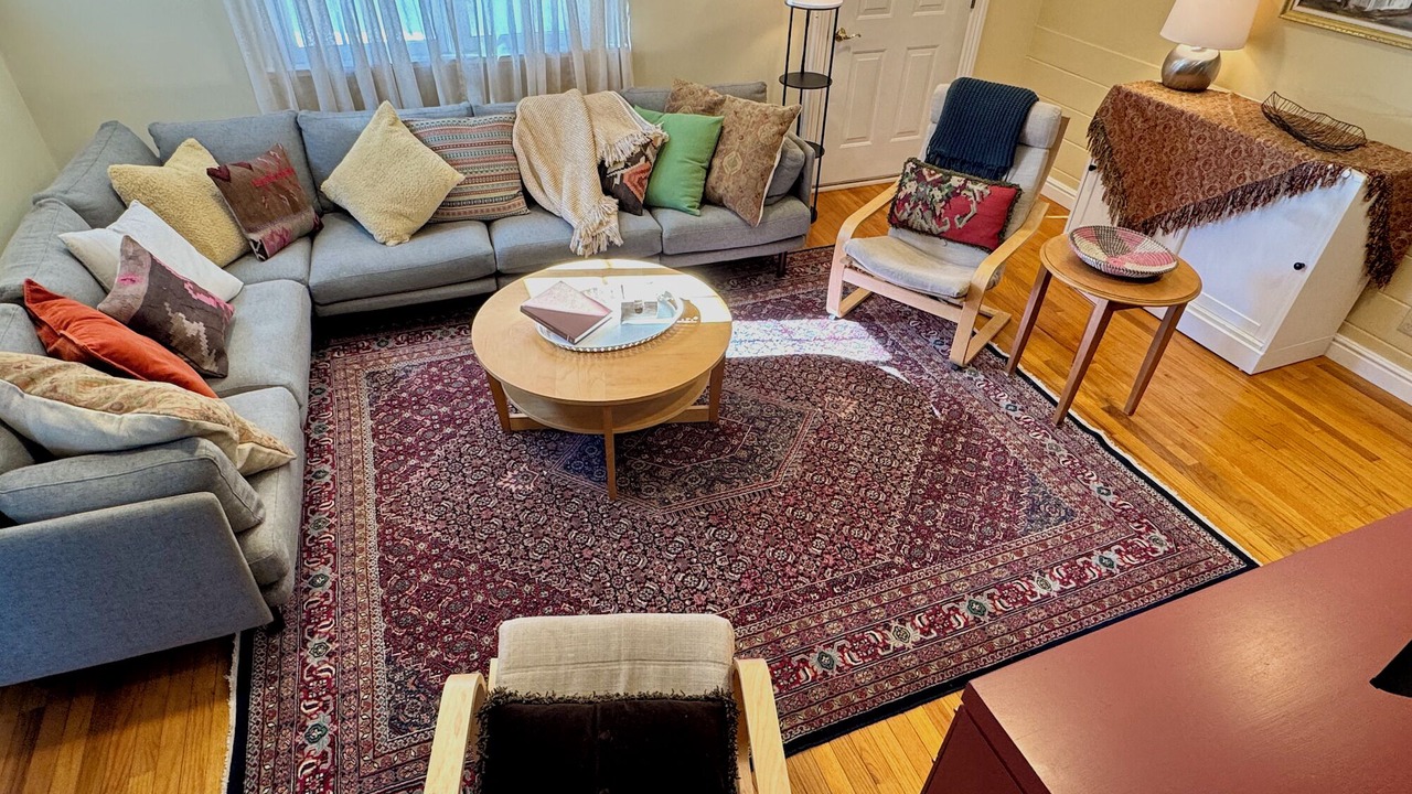 Photo of Livingroom in Montague