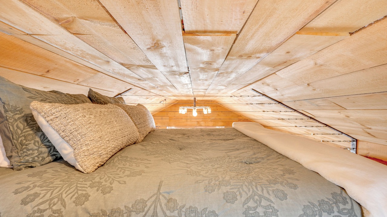 Photo of Bedroom in Woodsville