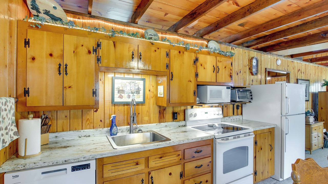 Photo of Kitchen in Nekoosa