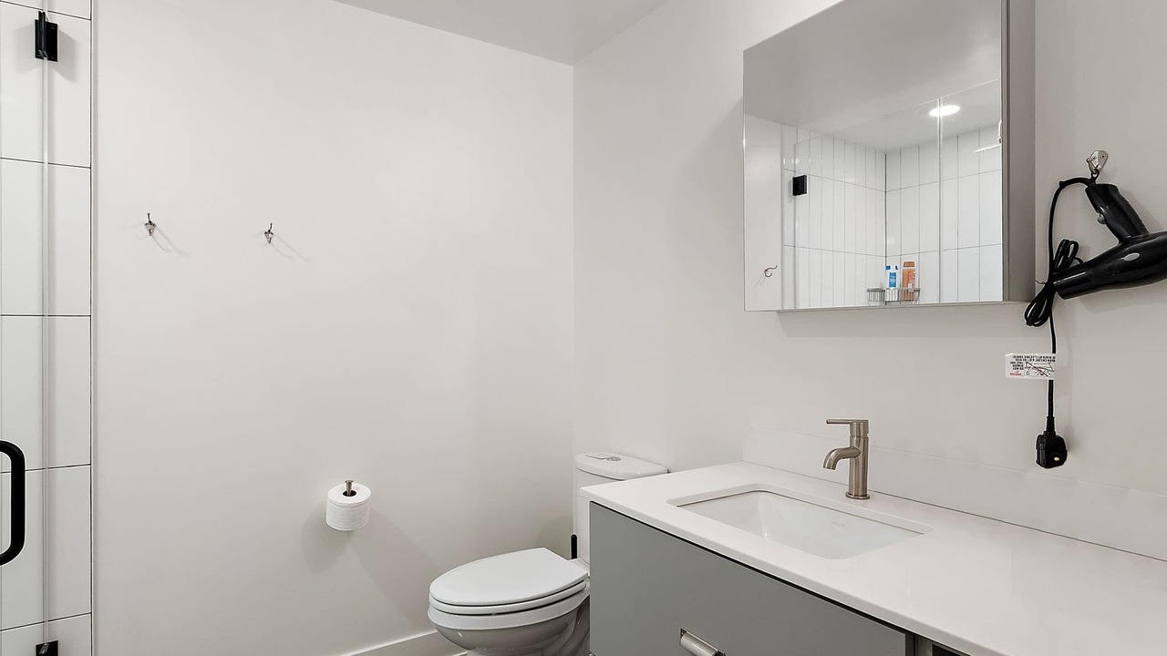 Photo of Bathroom in Warehouse District