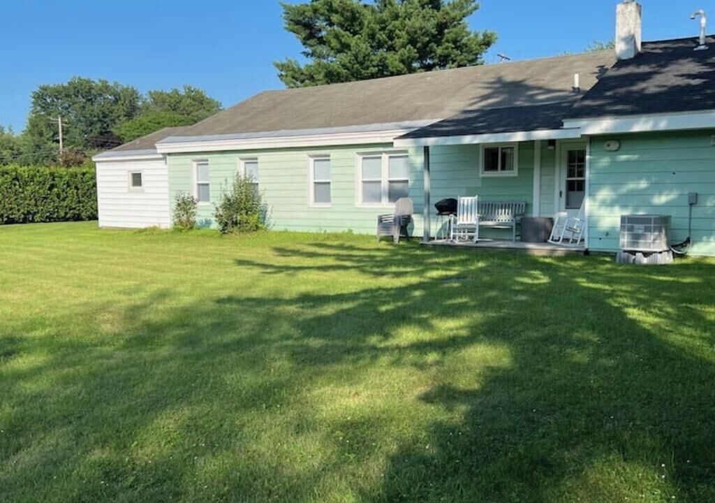 Photo of Outdoor in Malletts Bay