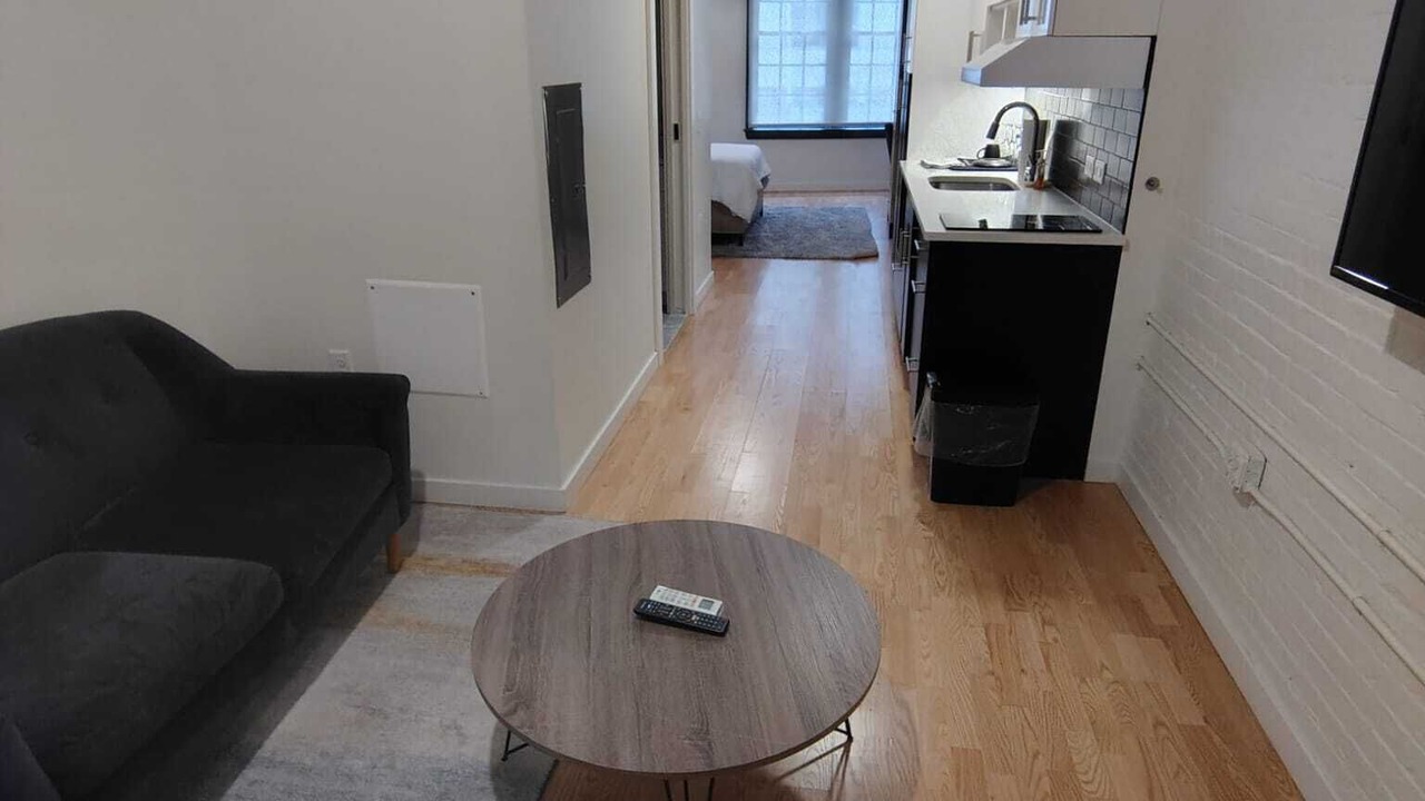Photo of Livingroom in Downtown Hartford