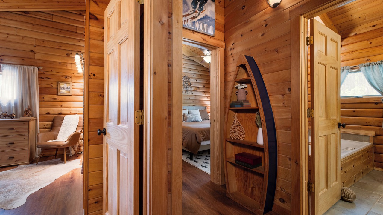 Photo of Bedroom in Schroon Lake