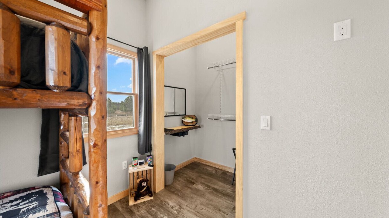 Photo of Bedroom in Markville