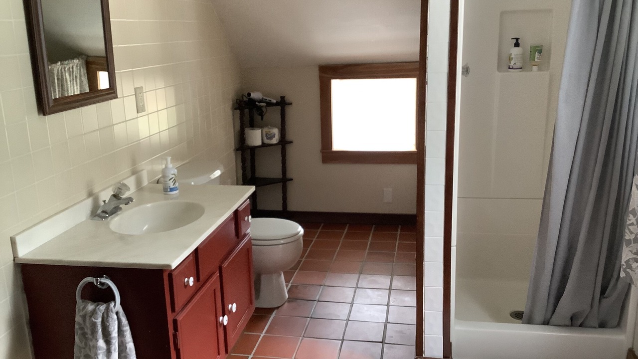 Photo of Bathroom in Bread Loaf