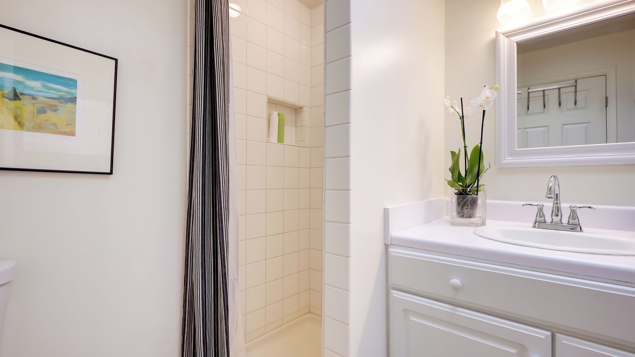Photo of Bathroom in Cerrillos