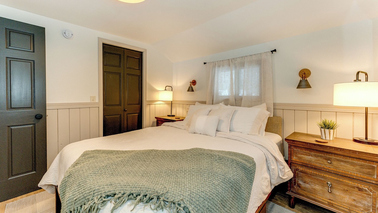 Photo of Bedroom in Hayward