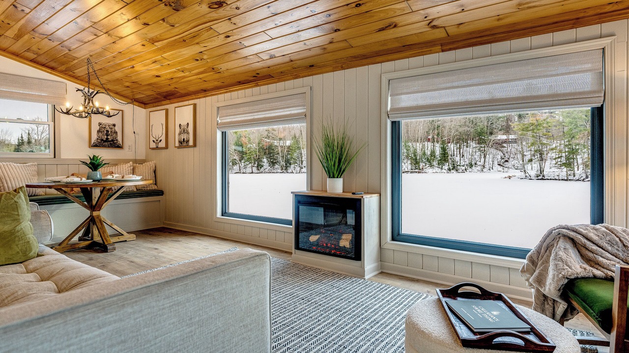 Photo of Livingroom in Hayward