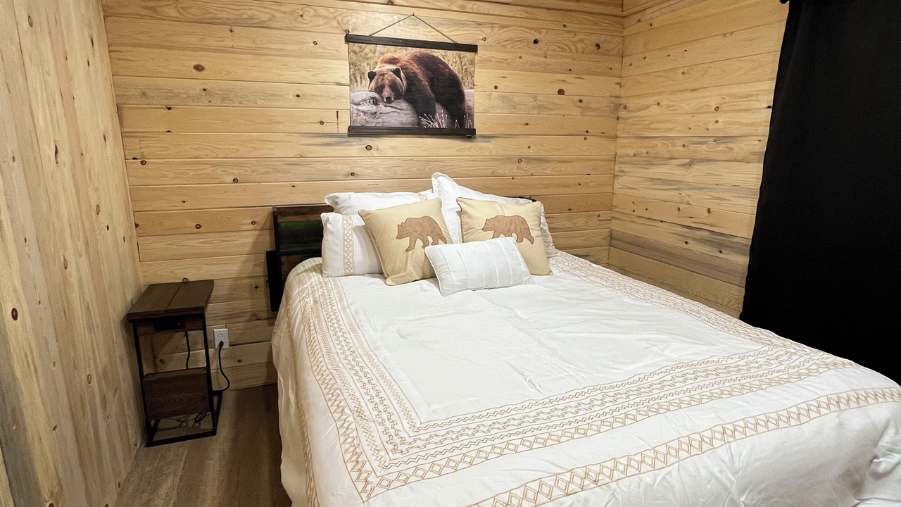 Photo of Bedroom in Omar