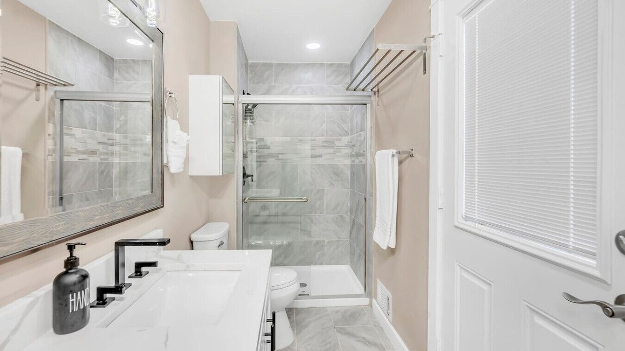 Photo of Bathroom in Spring Park