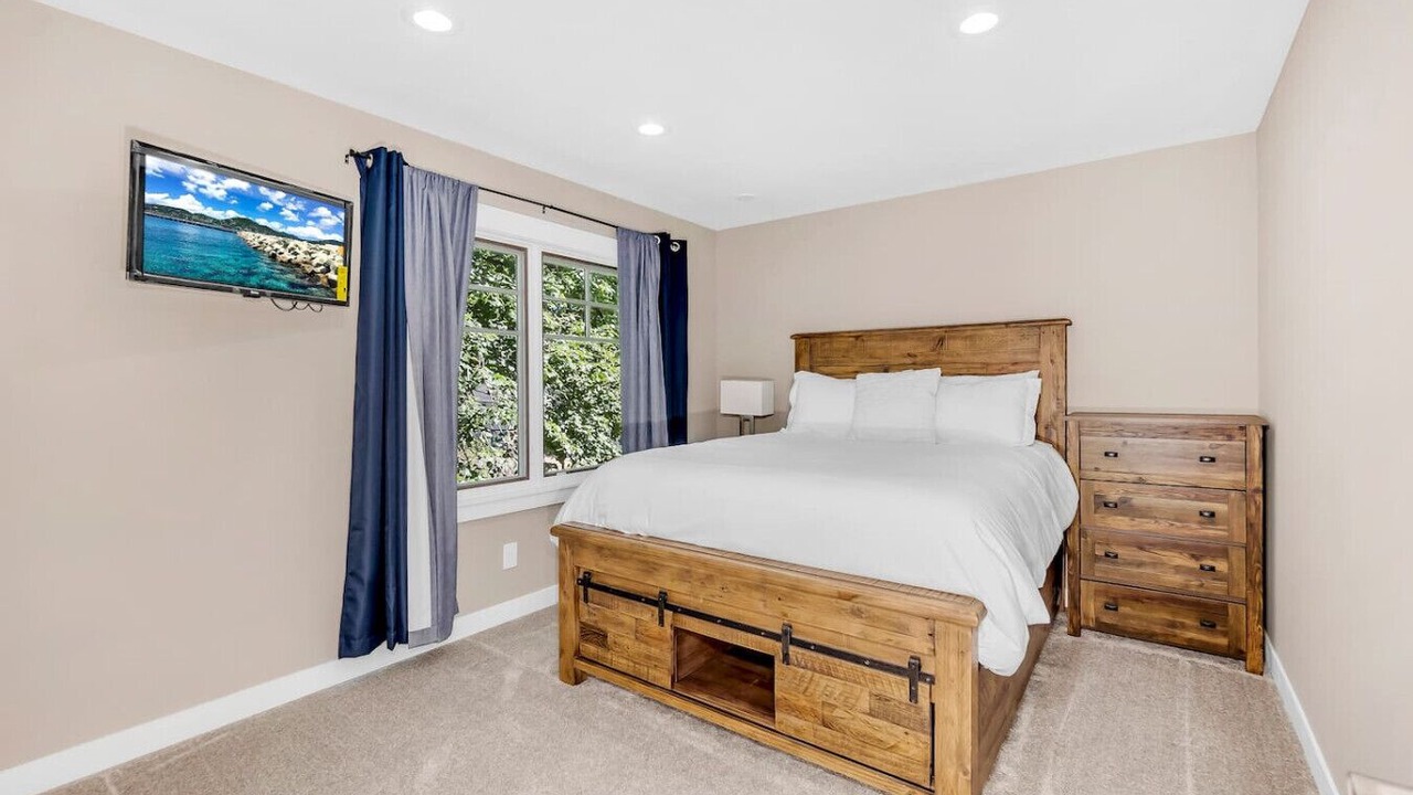 Photo of Bedroom in Spring Park