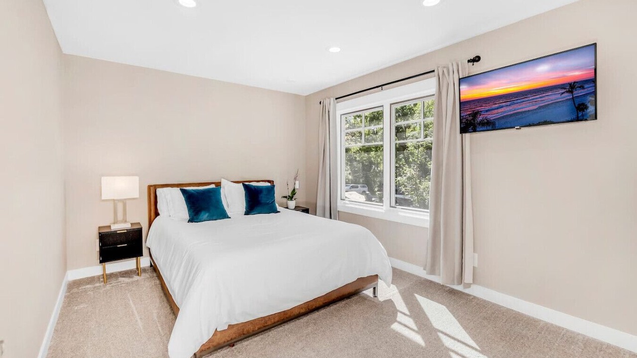Photo of Bedroom in Spring Park