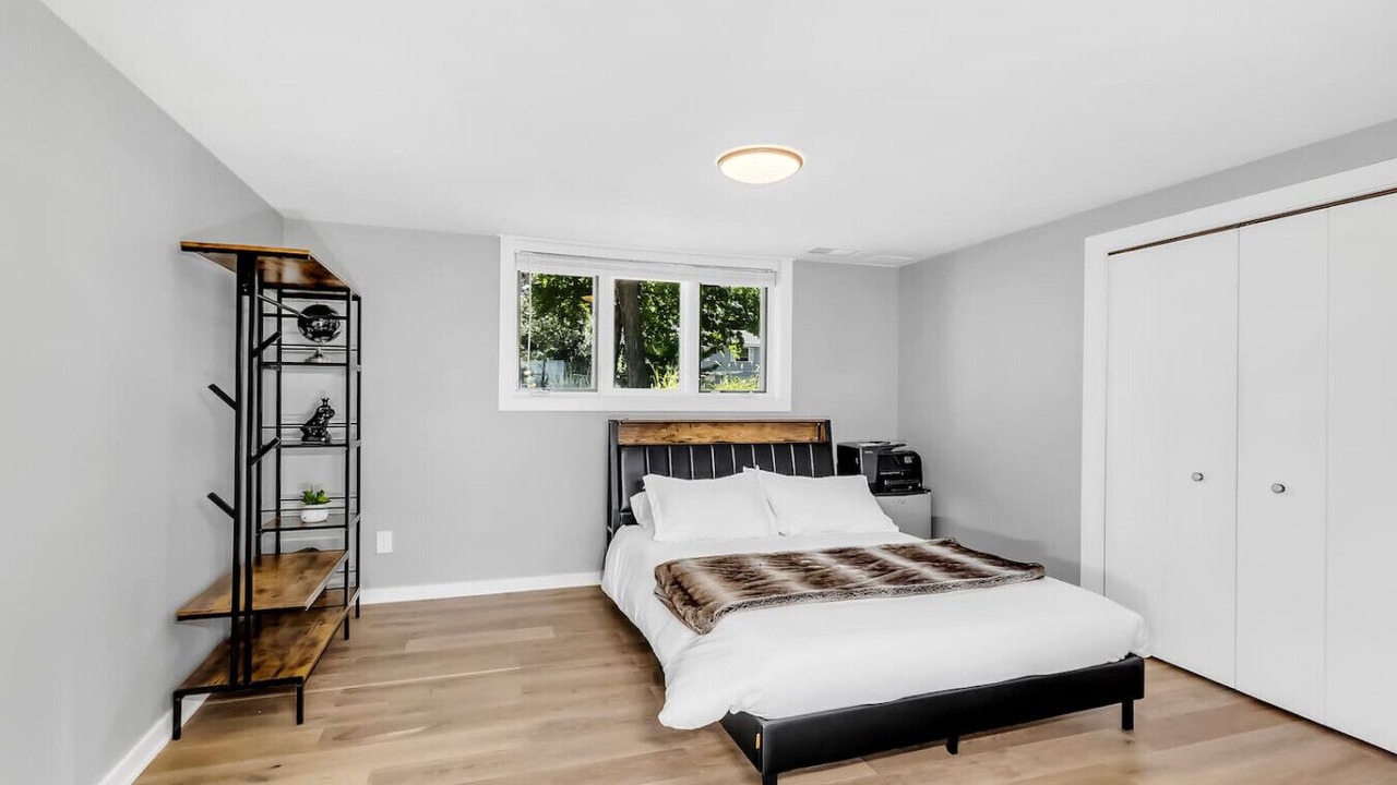 Photo of Bedroom in Spring Park