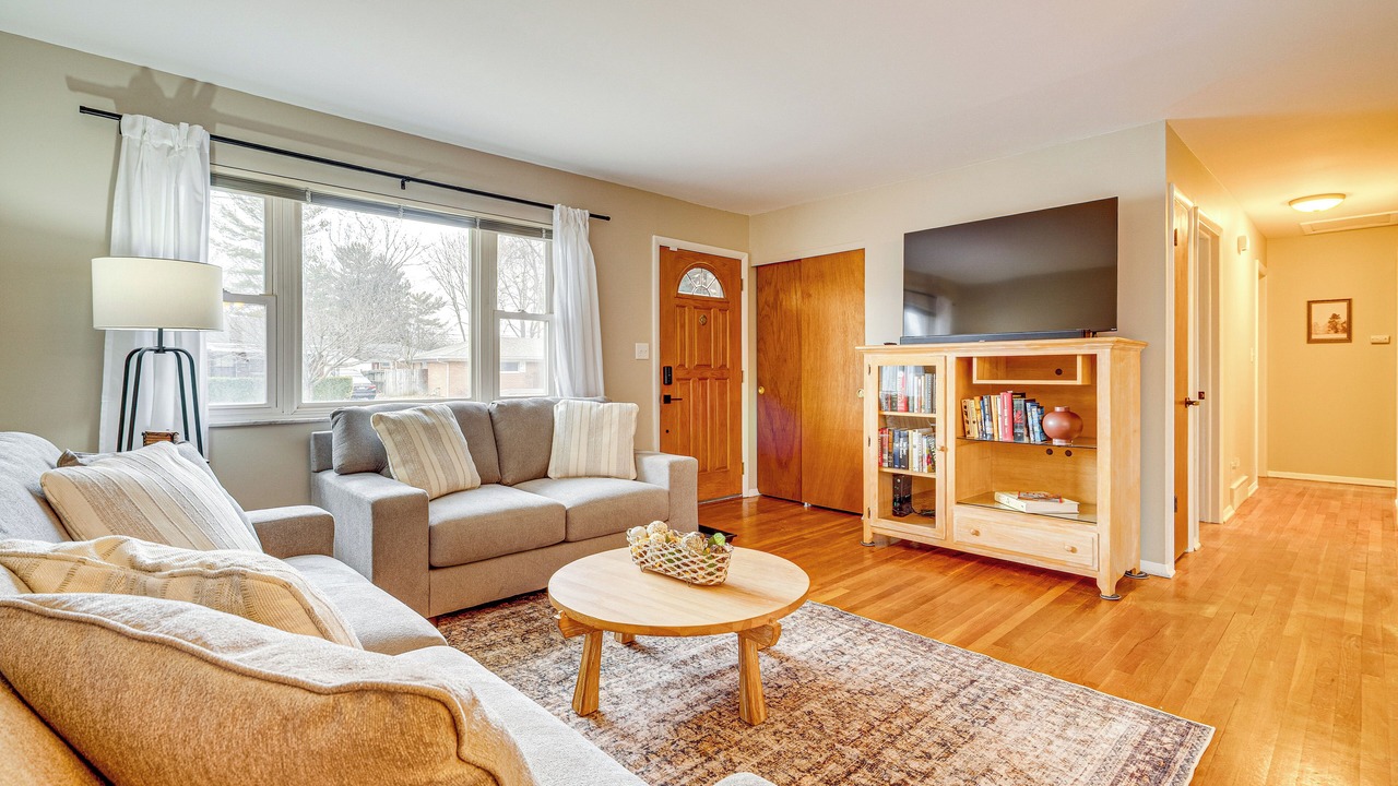 Photo of Bedroom in Summit Station