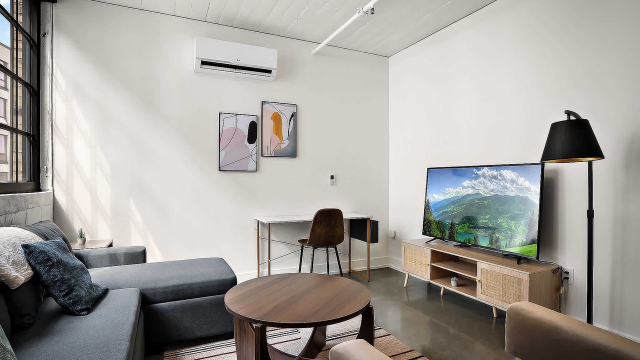 Photo of Livingroom in Warehouse District