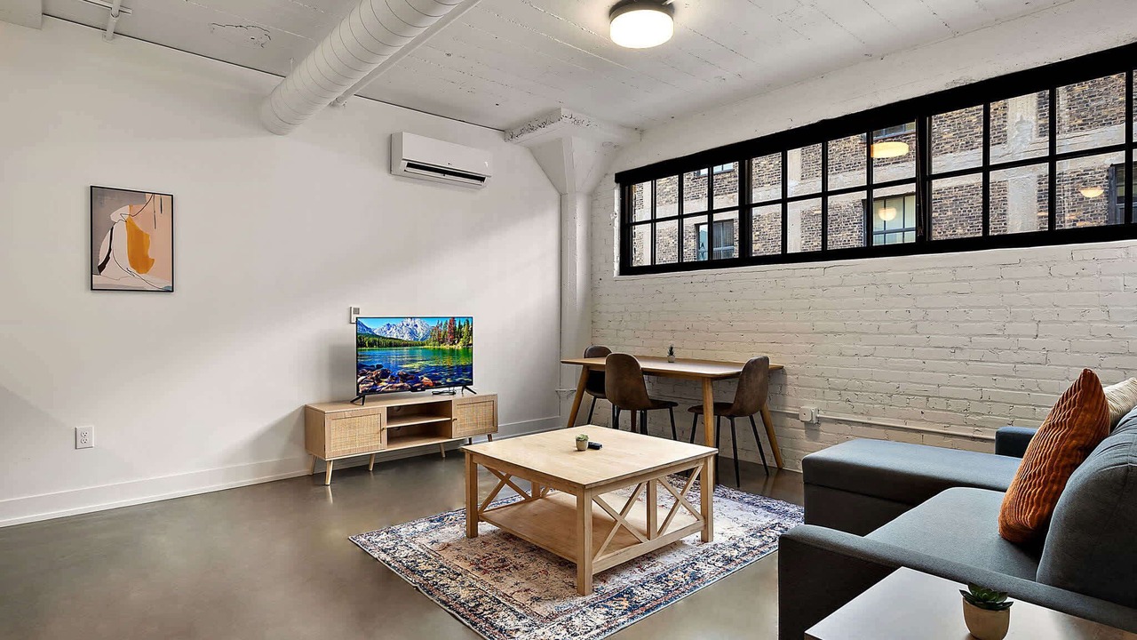Photo of Outdoor in Warehouse District