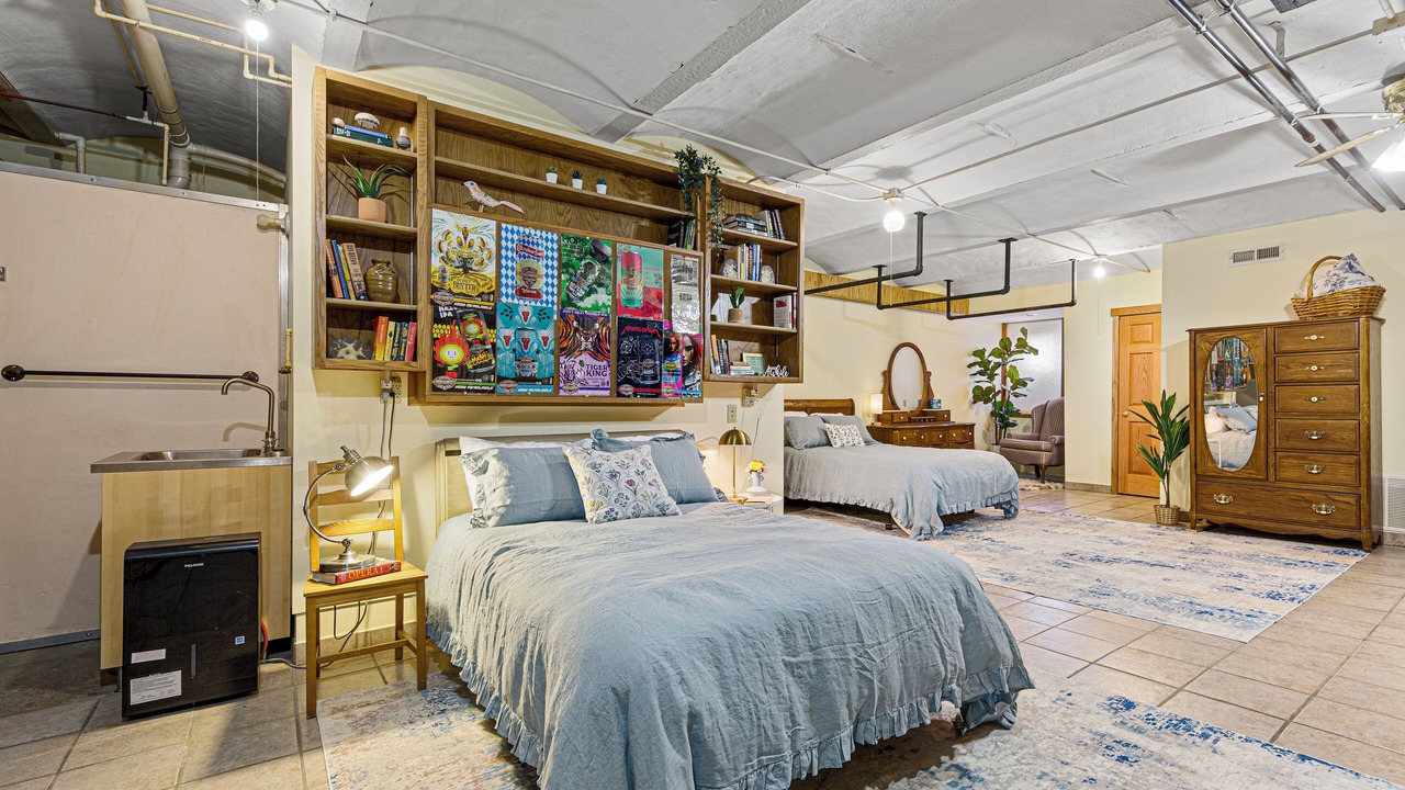 Photo of Bedroom in Montgomery