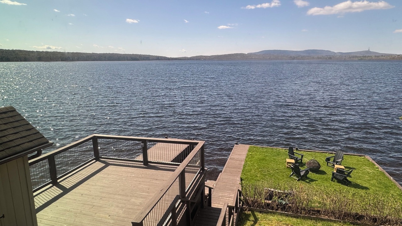 Photo of Patio Balcony in Tupper Lake