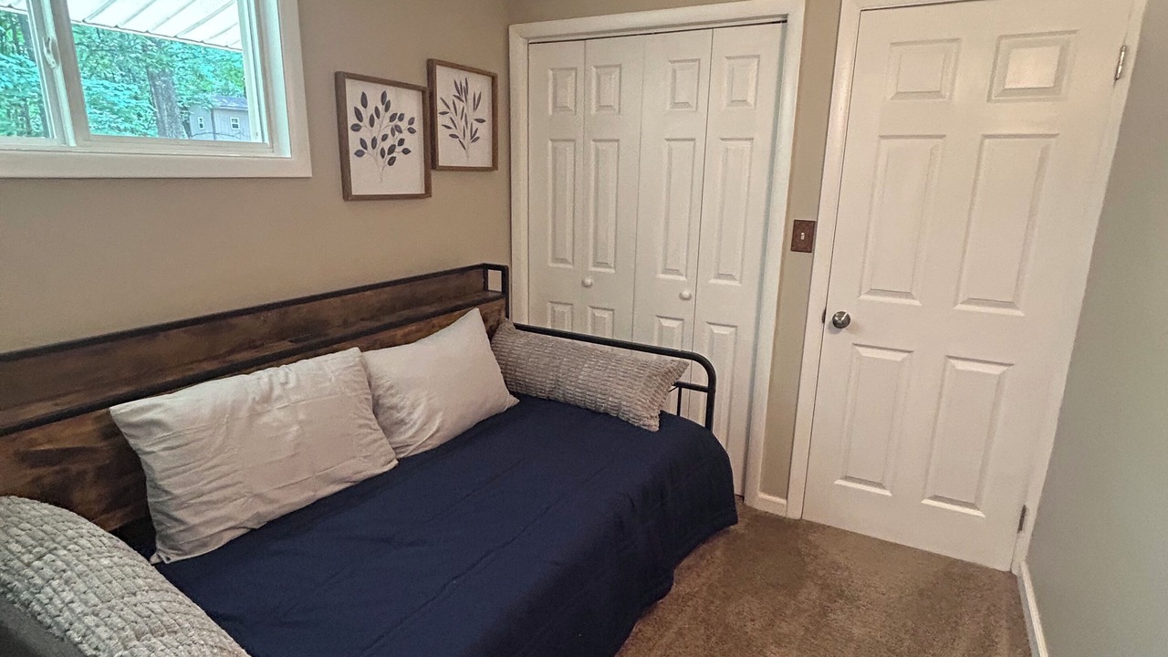 Photo of Bedroom in Carroll Valley