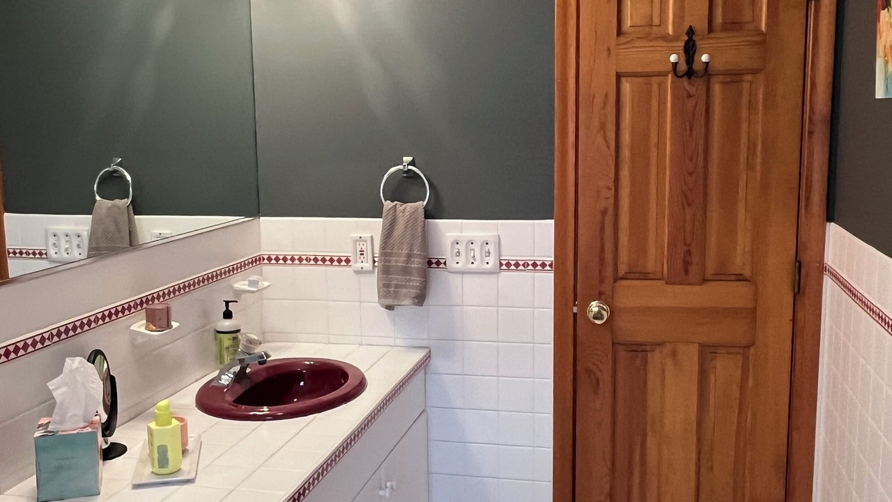 Photo of Bathroom in Alburg