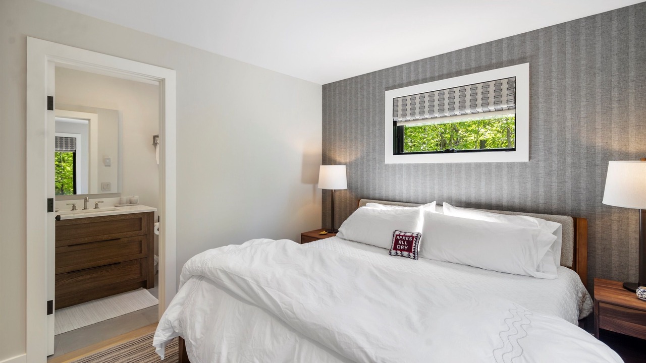 Photo of Bedroom in Stowe Area