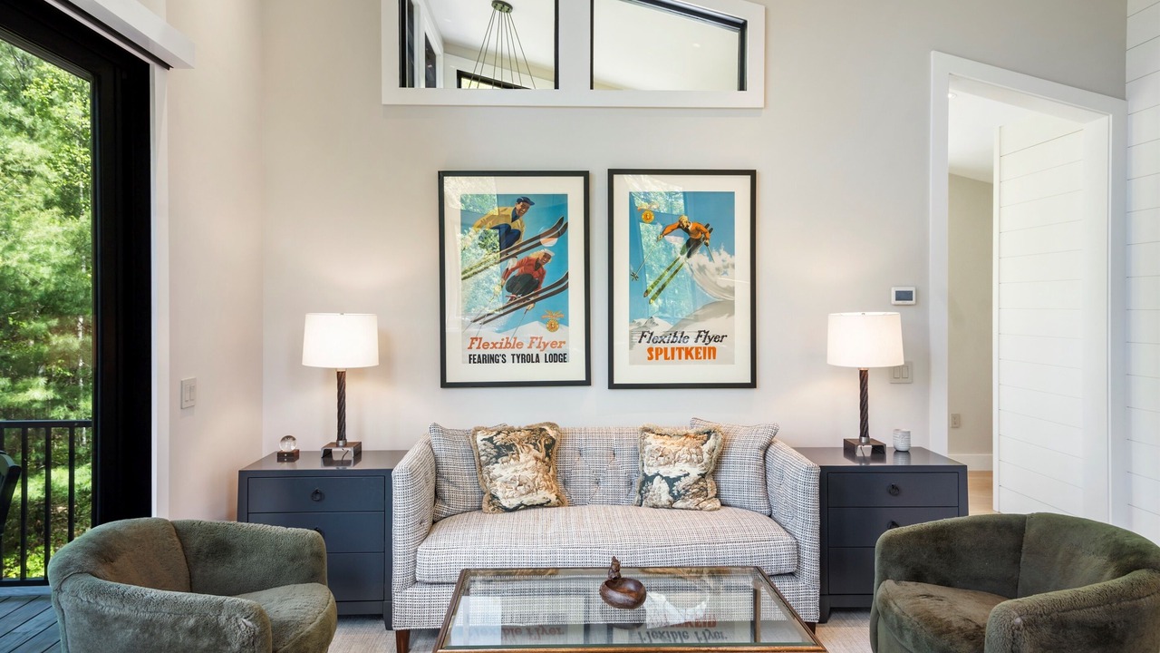 Photo of Livingroom in Stowe Area