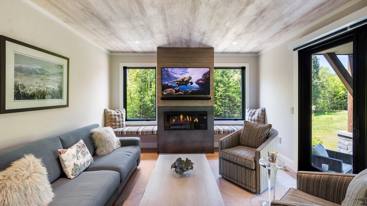 Photo of Livingroom in Stowe Area