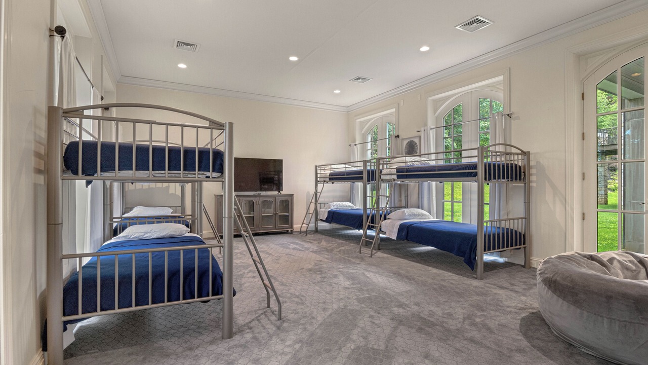 Photo of Bedroom in Charleston