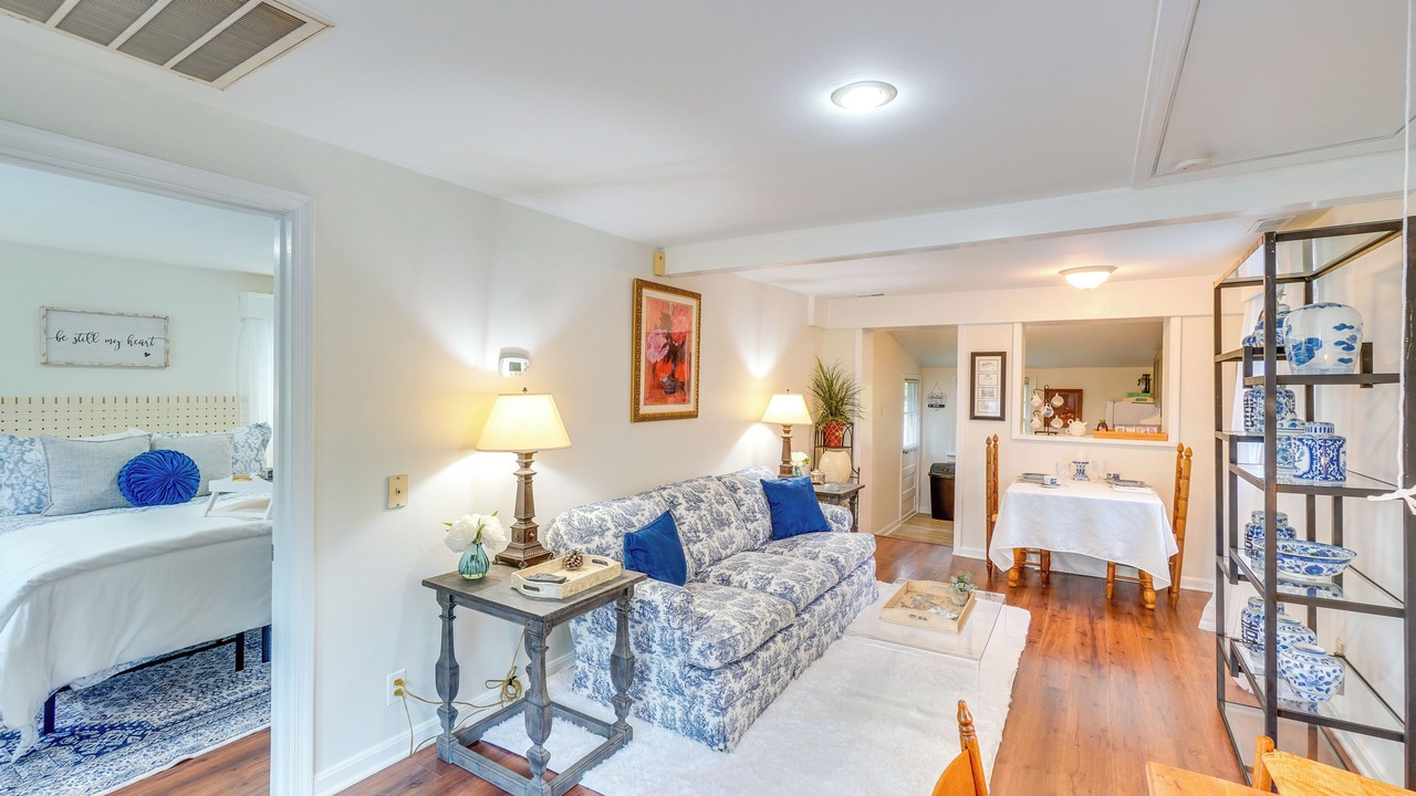 Photo of Livingroom in Leesburg