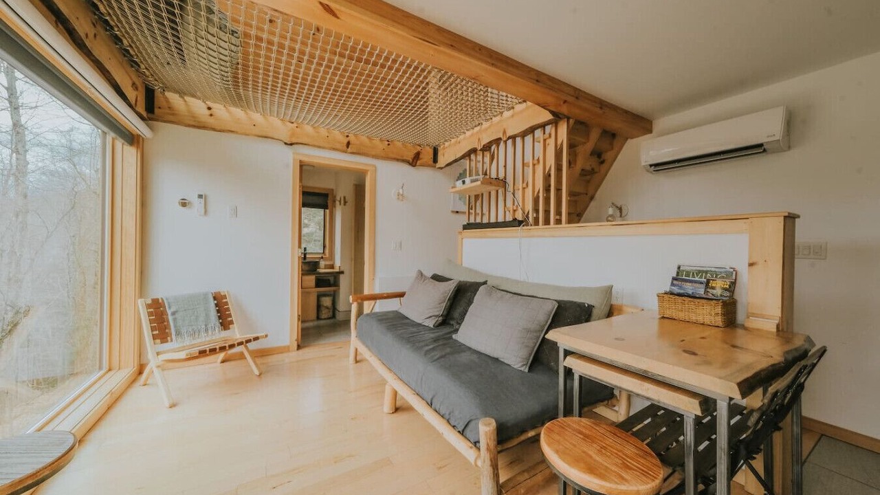Photo of Livingroom in Keene