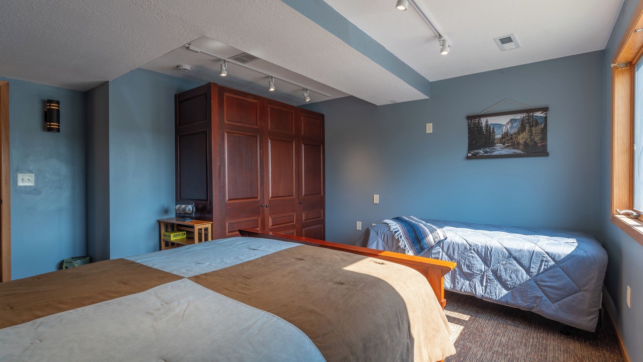 Photo of Bedroom in Taylors Falls