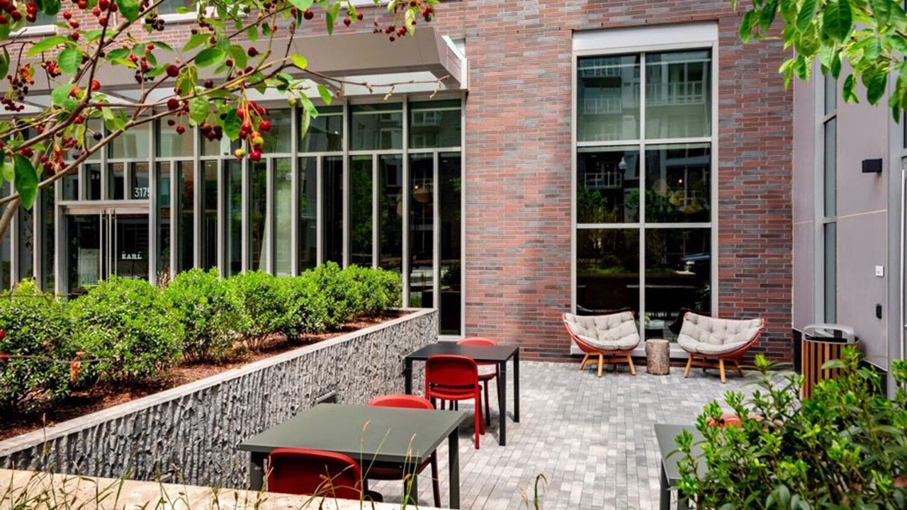 Photo of Outdoor in Clarendon
