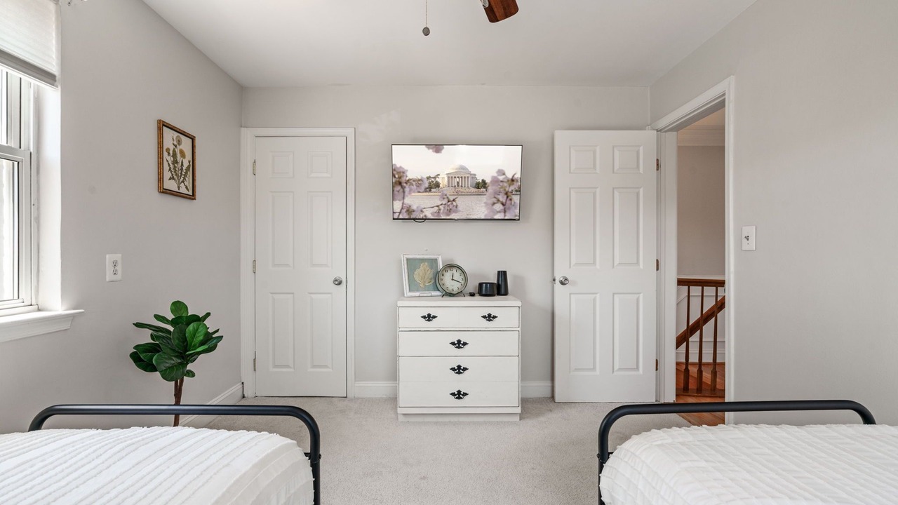 Photo of Bedroom in Potomac West