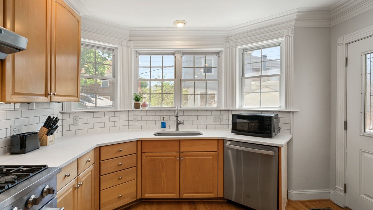 Photo of Kitchen in Potomac West