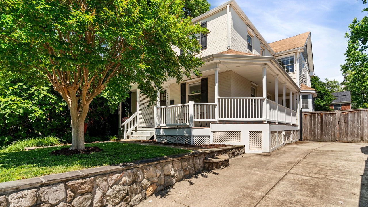 Photo of Outdoor in Potomac West