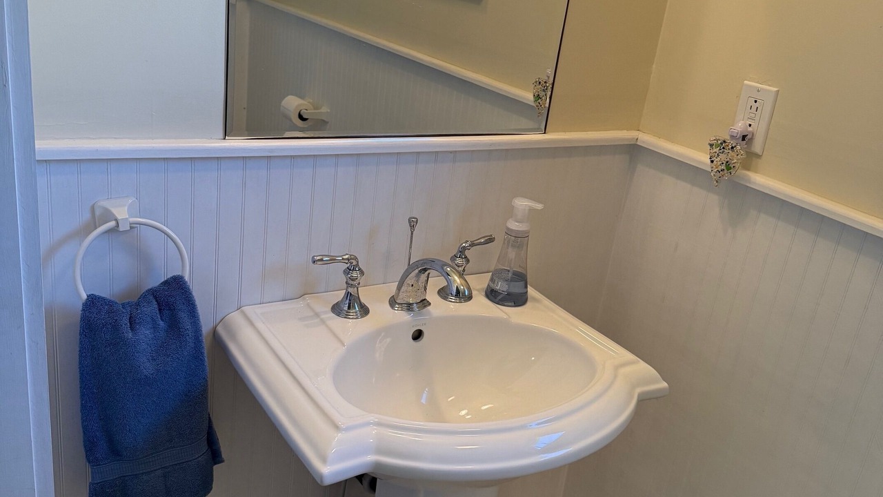 Photo of Bathroom in Groton Long Point