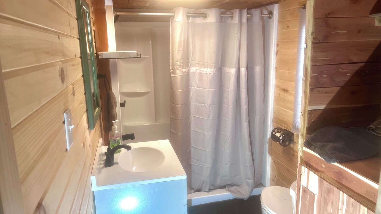 Photo of Bathroom in Courthouse-Collins Settlement