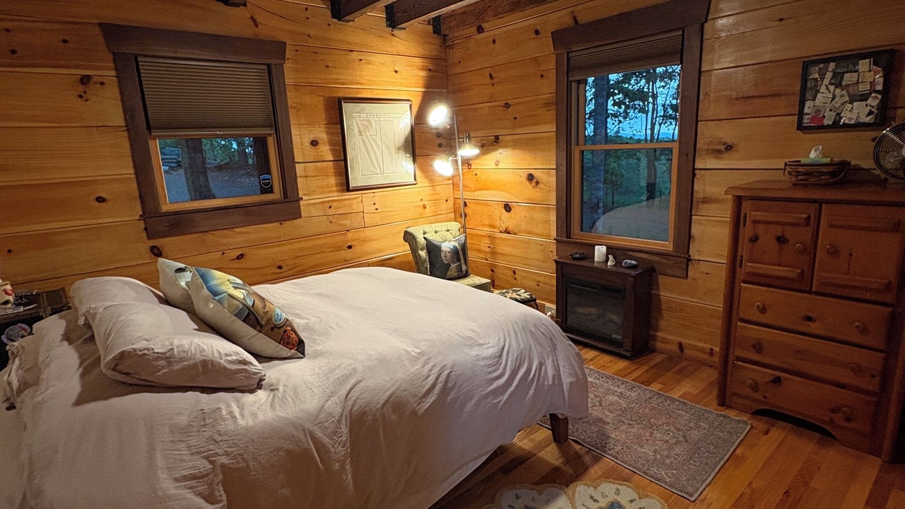 Photo of Bedroom in Galax