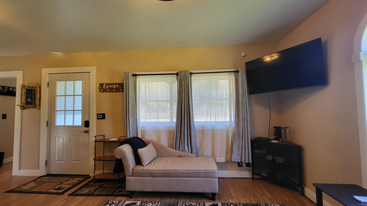Photo of Livingroom in Au Sable Forks