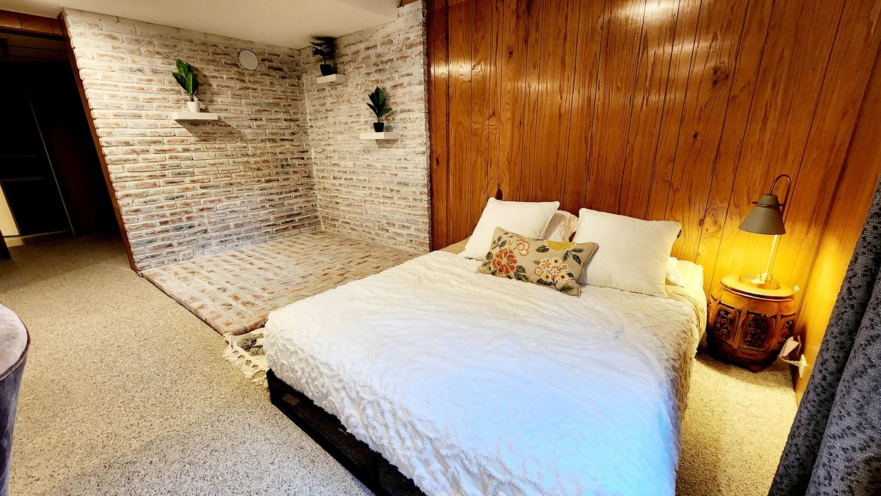Photo of Bedroom in Amery
