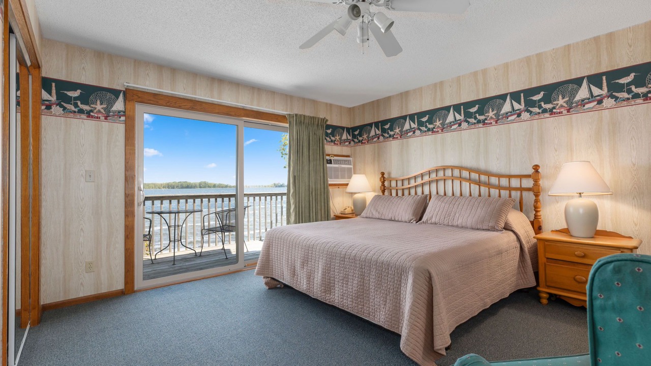 Photo of Bedroom in Breezy Point